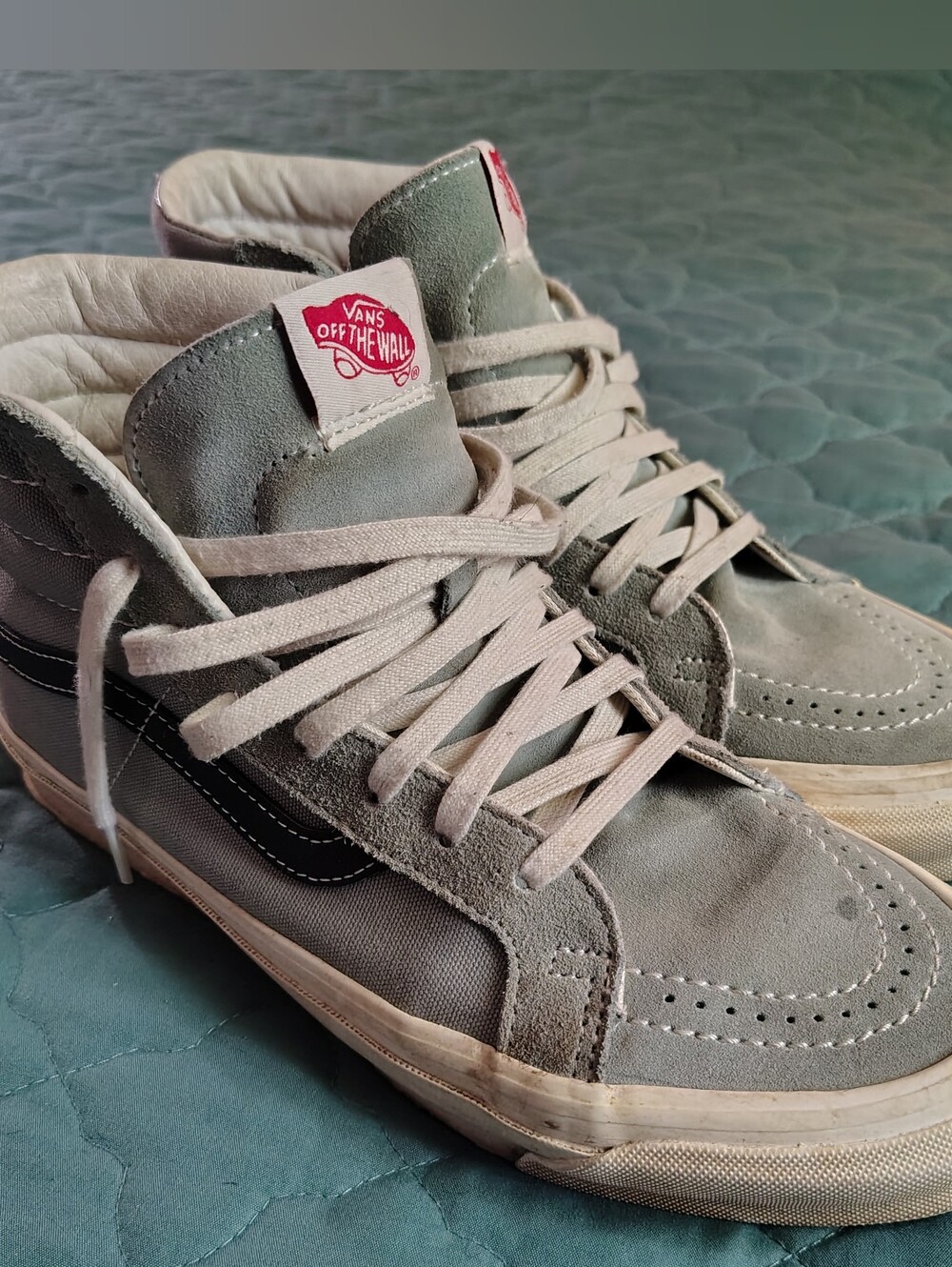Vans Sk8-Hi Women's Men's Hi-Top Sneakers in Gray